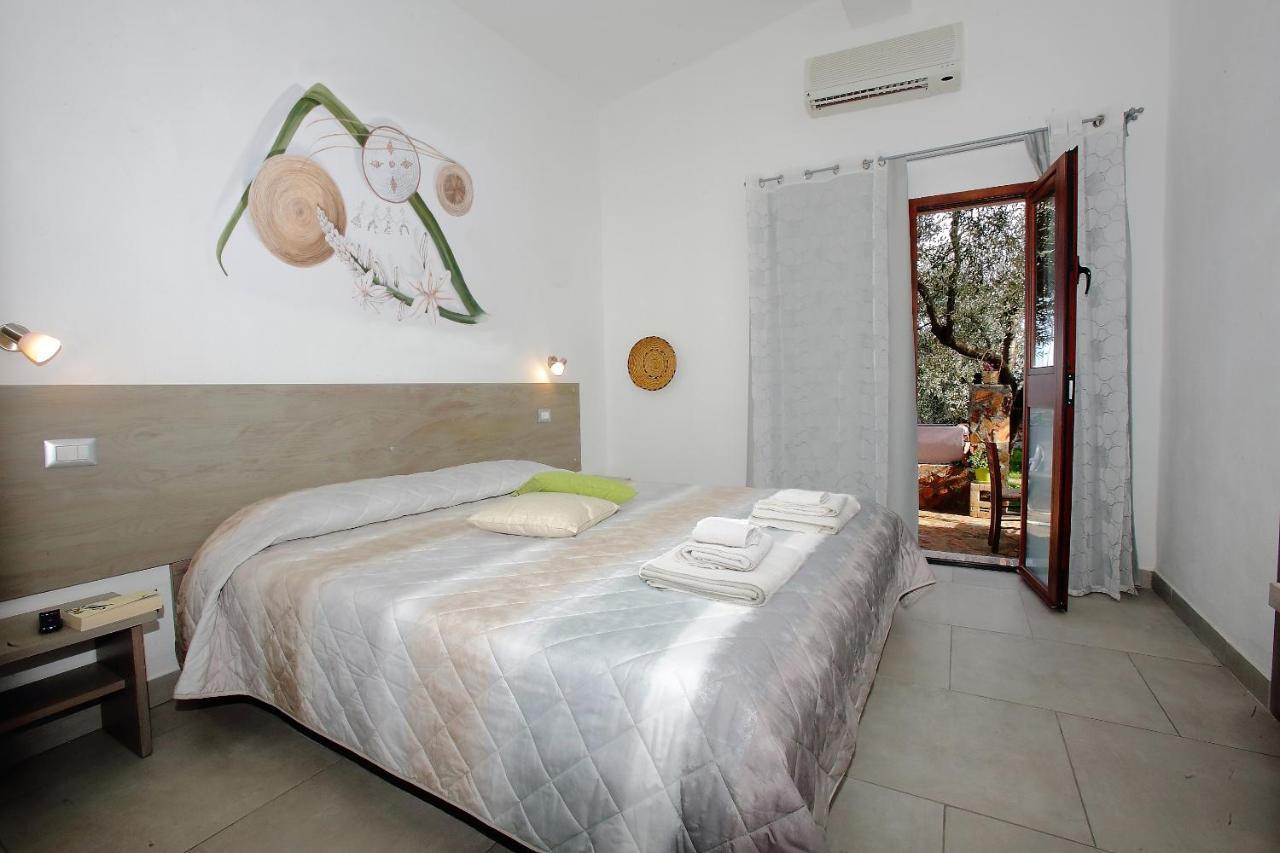 B&B Campu Moru Bari Sardo Exterior photo